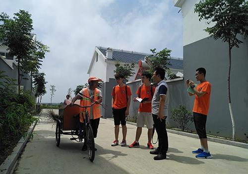 山东科技大学团队来岚山调研